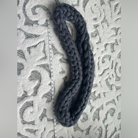 Charcoal Grey Chunky Knit Wool Infinity Scarf - Picture 2 of 3